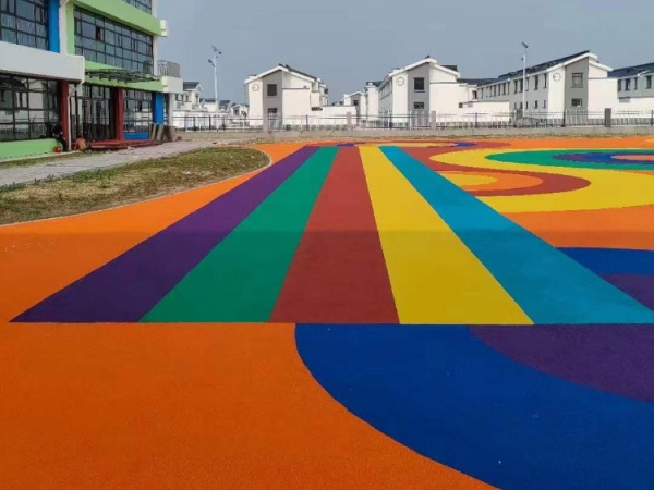 西安市塑胶跑道翻新塑胶地坪 - 厂家